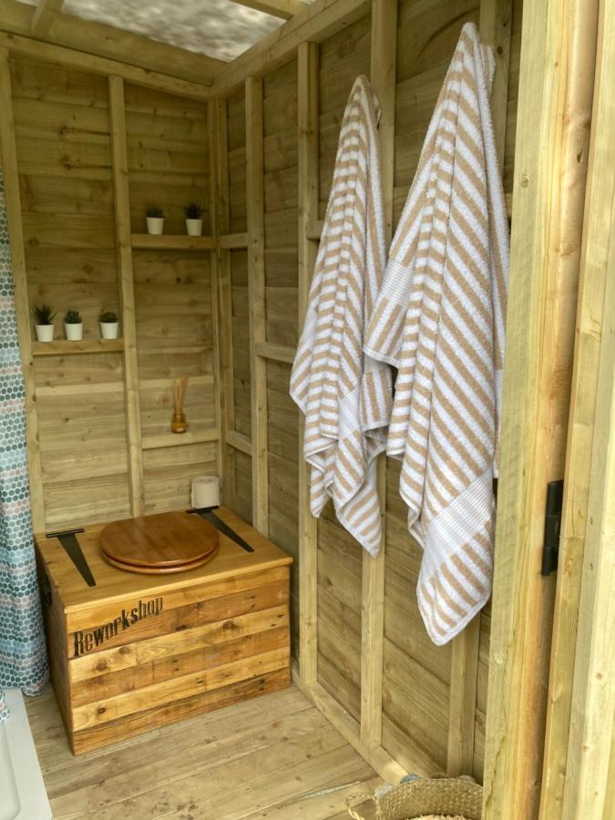 Usk Valley Shepherd's Hut Luxury tent